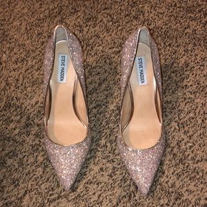 Steve Madden pumps